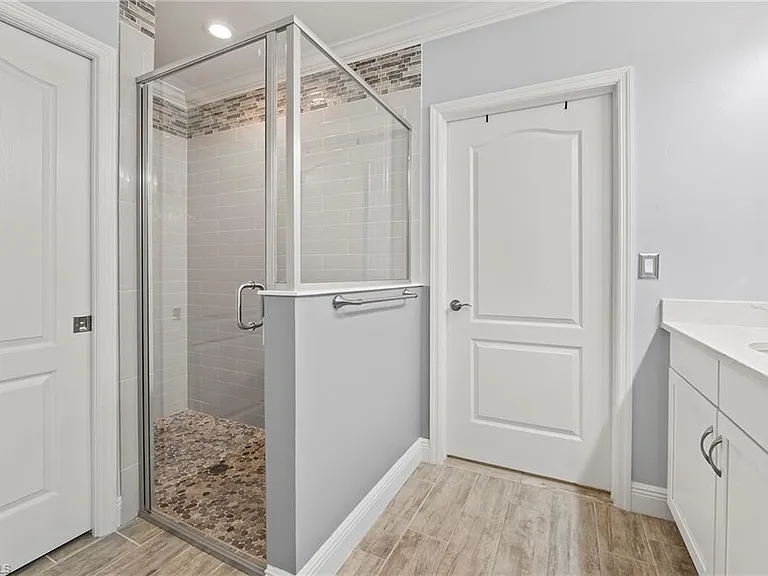 6954 Avalon Cir #703 — Photo 7
