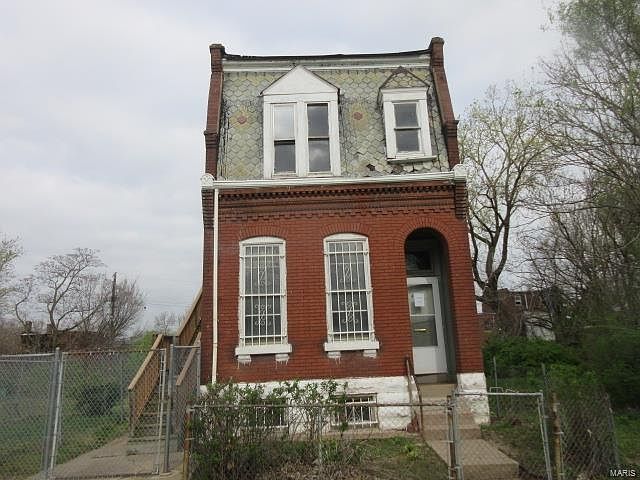 1st image of 4337 Desoto Ave