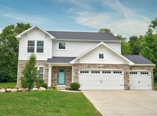 7302 Geraldine Cir, Swartz Creek, MI 48473