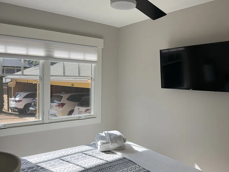 304 Charlotte St #200 — Photo 16