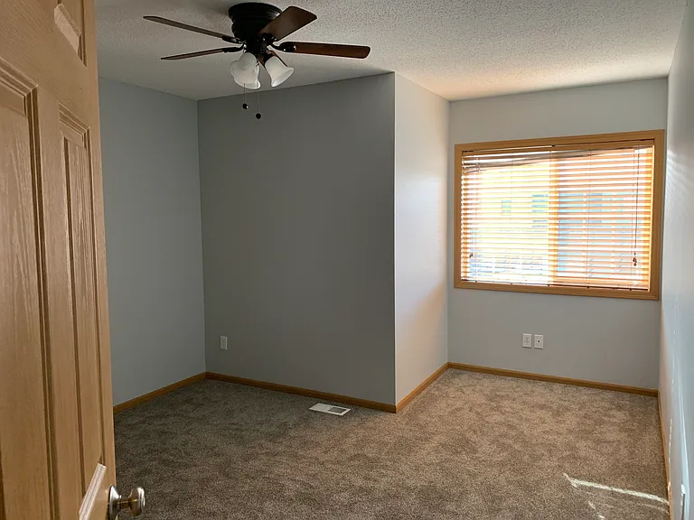 435 Cedar Pl — Photo 10