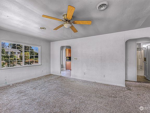 2nd image of 634 Avon Avenue