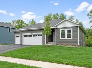 687 Aspen Ln, Montrose, MN 55363
