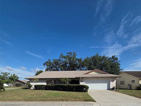 2nd image of 12226 Meadowbrook Ln