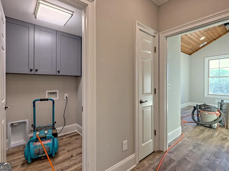 76 Hatch Dr — Photo 32