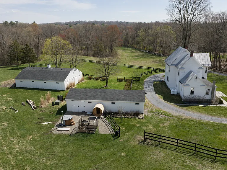 1777 Route 9G — Photo 29