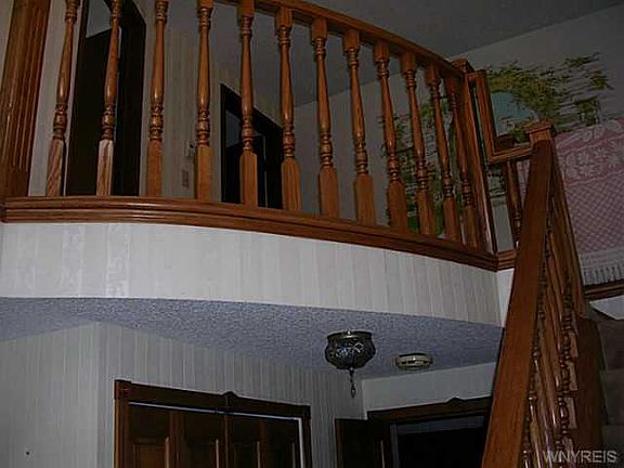 2nd image of 188 Elmsford Dr
