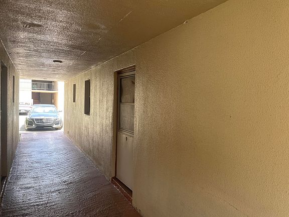 5th image of 502 Davis Rd APT 9