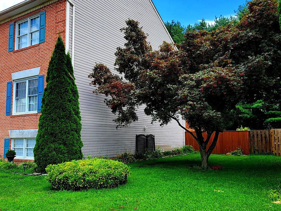 1st image of 1317 Littlefield Pl
