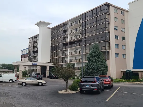 1133 N 7th St APT 508, Rochelle, IL 61068