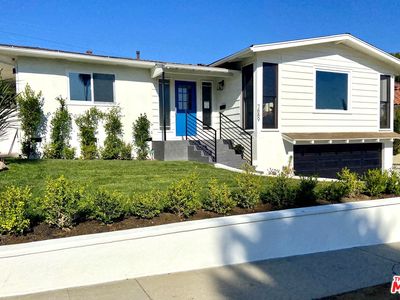 7889 Flight Pl, Los Angeles, CA, 90045
