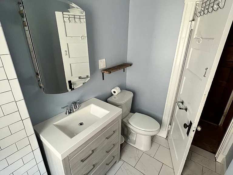 58 Lowden Ave #2 — Photo 9
