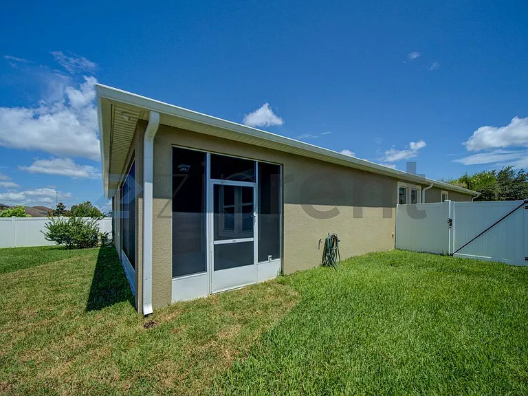 11729 Winterset Cove Dr — Photo 23