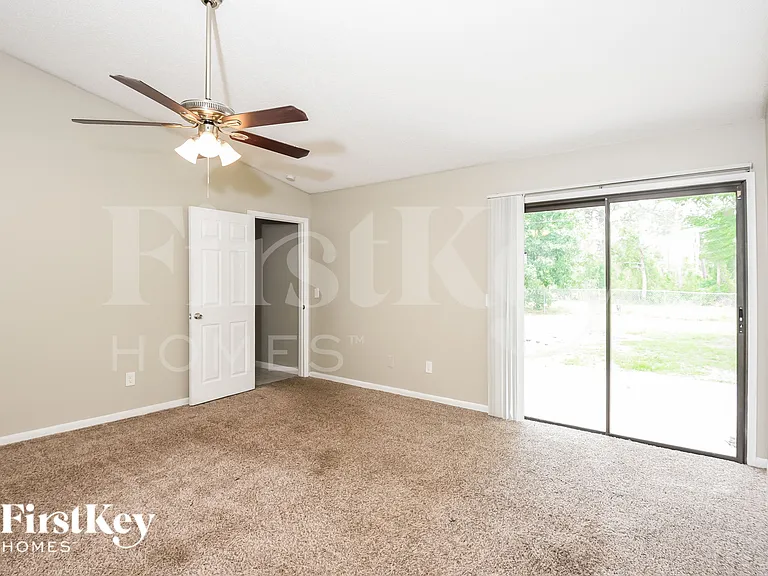 232 Rheine Rd NW — Photo 9