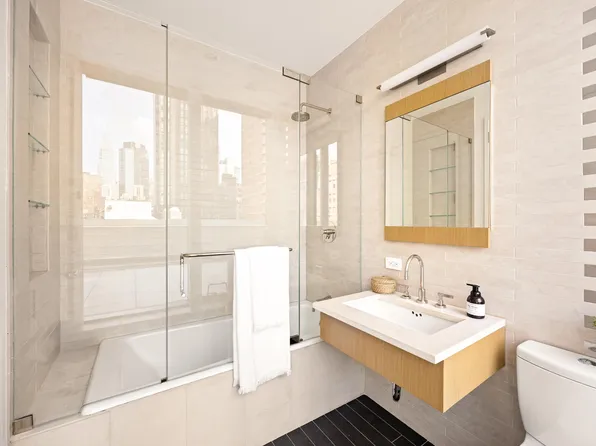 76 Madison Avenue PH1 image 18 of 19