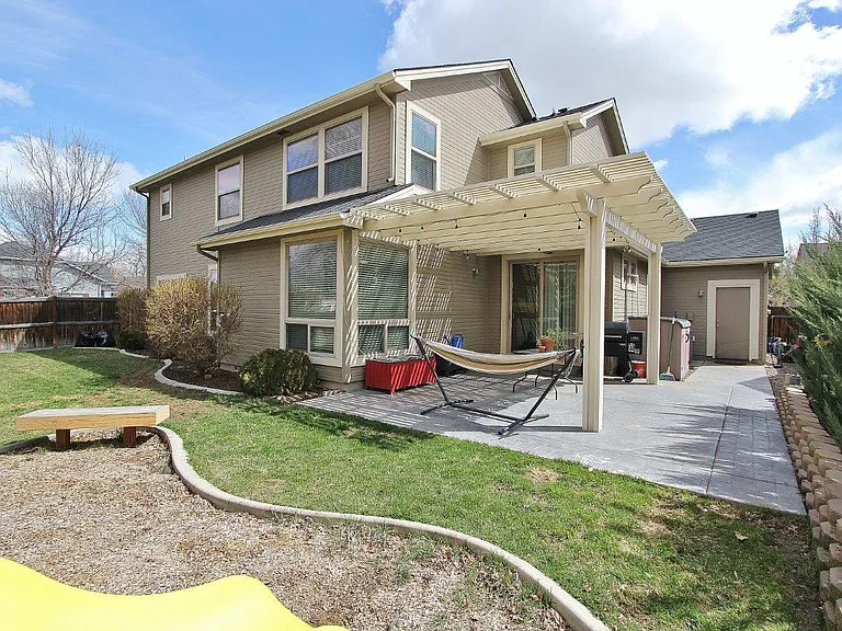 3689 N Colbourne Way — Photo 21