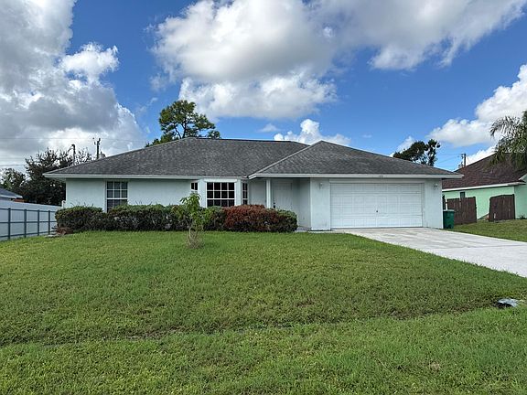 2nd image of 1426 SW Prairie Circle