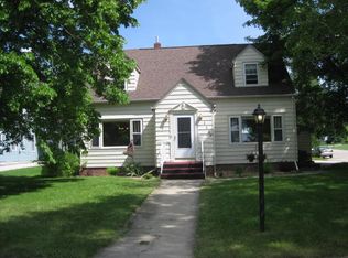 110 E Broadway St, Starbuck, MN 56381