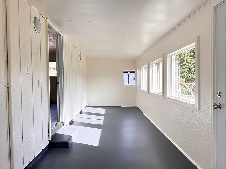 260 Hobbs St — Photo 11
