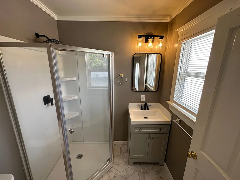 535 N Olive St — Photo 29