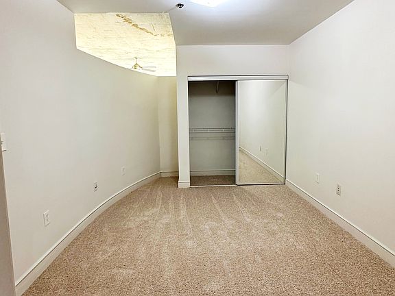 4th image of 950 W Peachtree St NW Unit 801