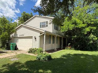 24676 Elmhurst Dr, Elkhart, IN 46517