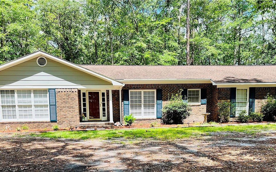 1st image of 803 Kings Rd