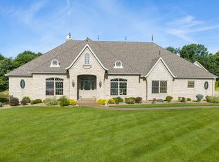 7067 Akron Ave NW, Canal Fulton, OH 44614