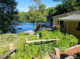 25 Shore Dr, Forestdale, MA 02644