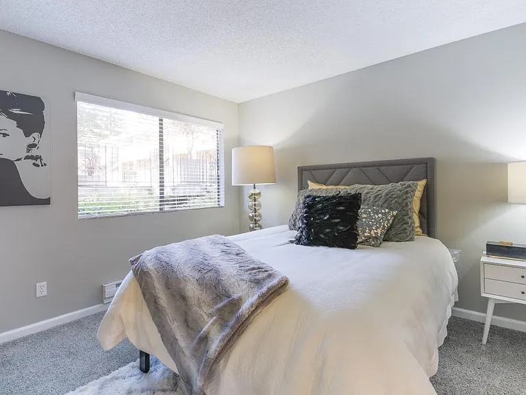 Woodchase Apartment Homes — Photo 8