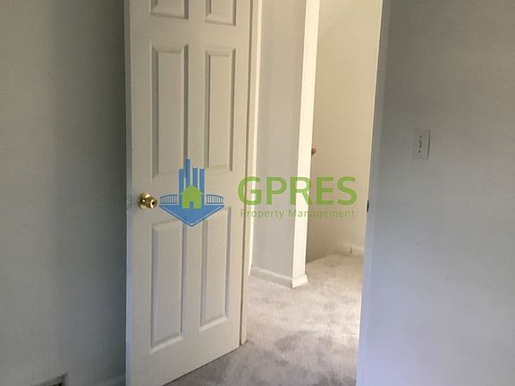 3rd image of 9210-9212 Florida Ave