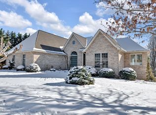 208 Michaels Ridge Blvd, Johnson City, TN 37615