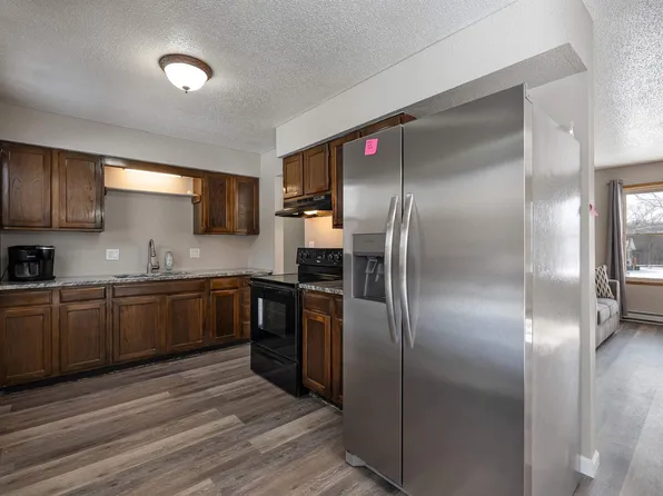 3465 McVey Rd, Sedalia, MO 65301