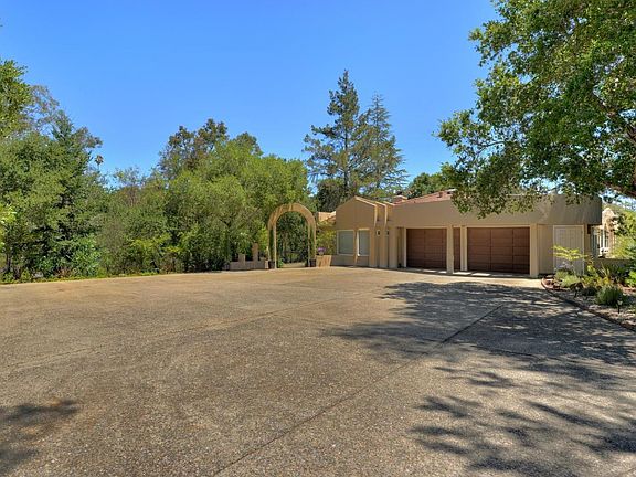 5th image of 19501 Redberry Dr