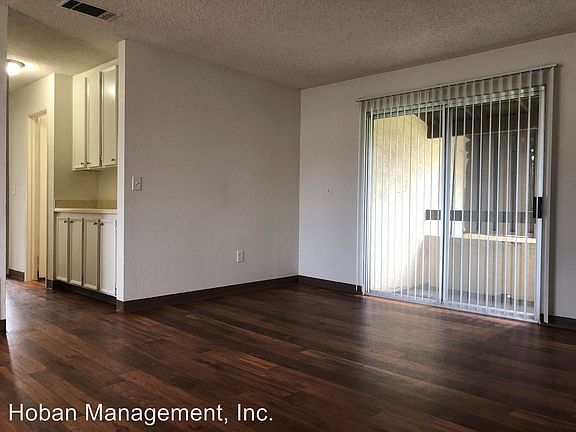 4th image of 1043 N Mollison Ave APT G