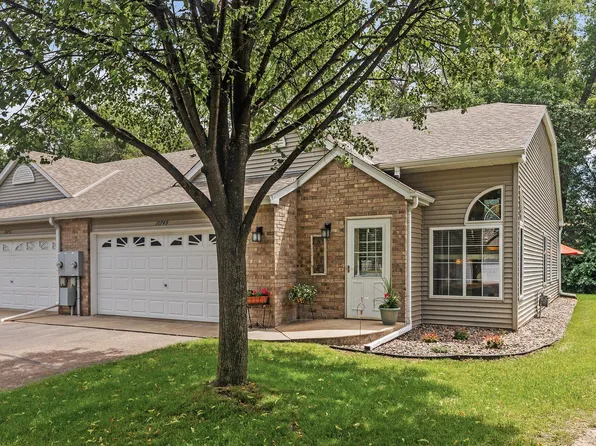 10749 Tamarack Cir NW, Coon Rapids, MN 55433