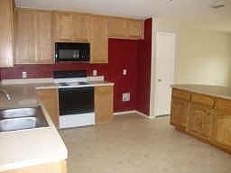 2nd image of 325 Willowlake Dr