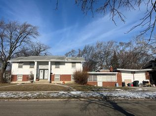 16908 Glen Oaks Dr, Country Club Hills, IL 60478