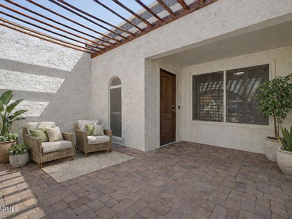 3rd image of 1633 W EVANS Drive