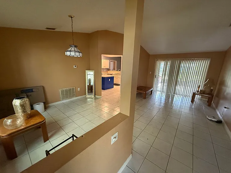 3207 Foresman Ave SE — Photo 2