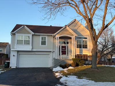 1587 Plum Ct, Grayslake, IL, 60030