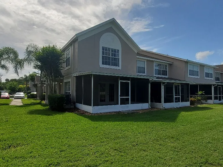 337 Kensington Lake Cir — Photo 17