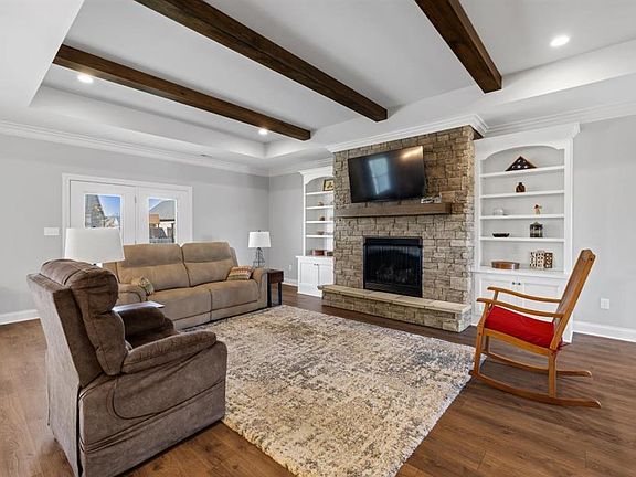 2nd image of 6314 Springwood Dr