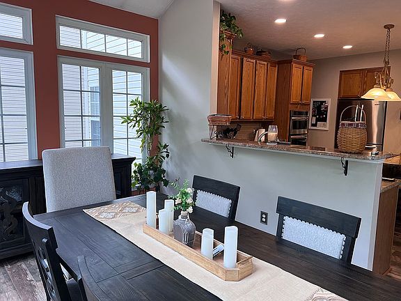 4th image of 2217 Eagle View Ct