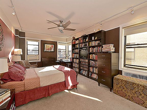 4th image of 84-12 35th Ave APT 5N