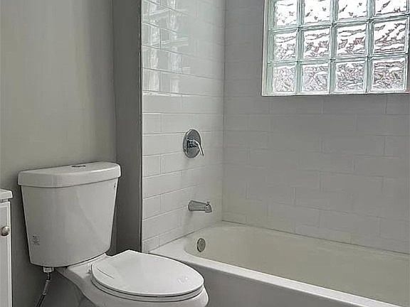 2nd image of 6306 Chandler St