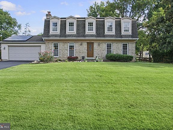 3rd image of 1909 Narrows Ln