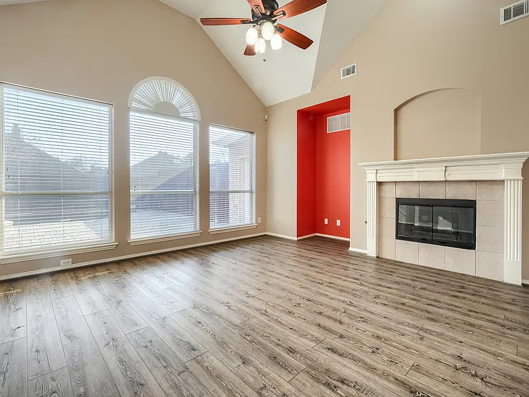 1808 Giddings Ct — Photo 19