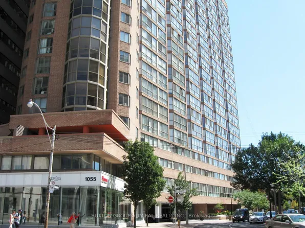 1055 Bay St, Toronto, ON