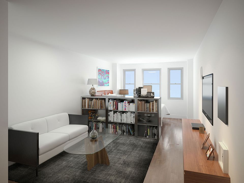 1st image of 10440 Queens Blvd APT 10R